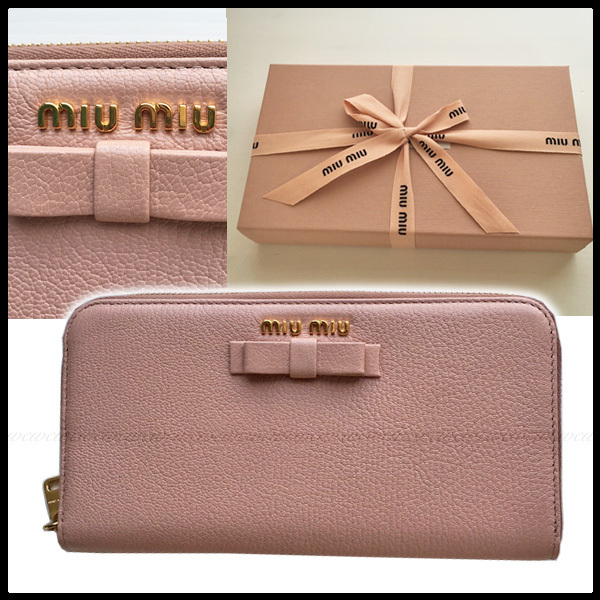 2017新作 MIU MIU ミュウミュウスーパーコピー リボンの長財布 オーキッド+ホワイト5ML506 2E8R F0JU8